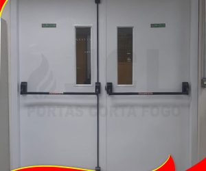 porta-metalica-dupla-com-visor